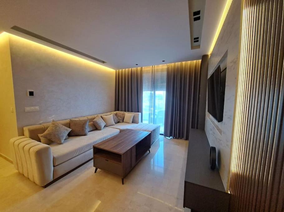 Luxurious - 5 Minutes From Tgv And