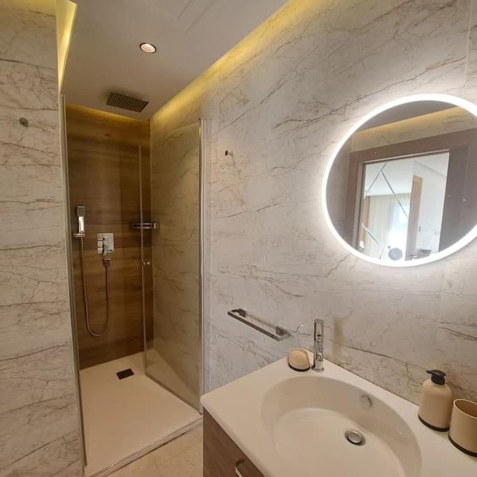 Appartement Luxurious - 5 Minutes From Tgv And
